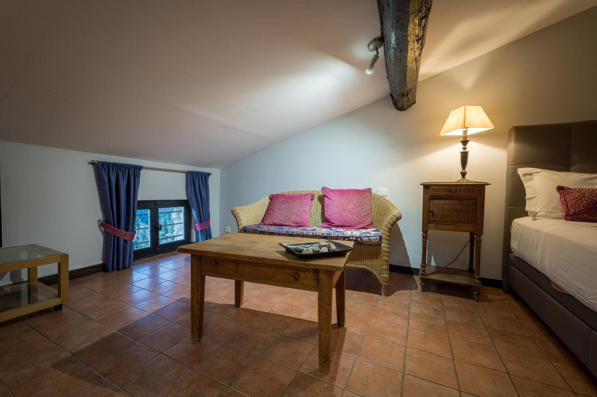 Le Grimaldi Bed and Breakfast Cagnes-sur-Mer Exteriör bild